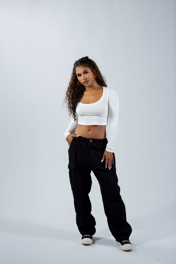 SCOOP NECK LONG SLEEVE CROP