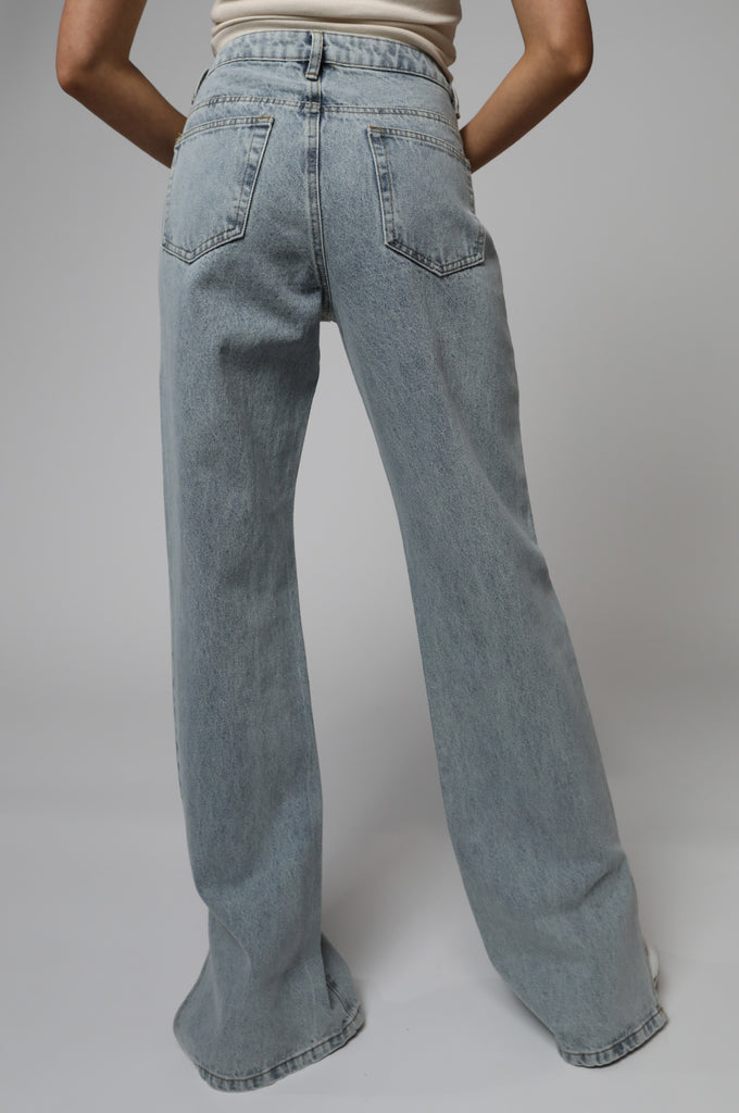 SPLIT HEM LIGHT DENIM